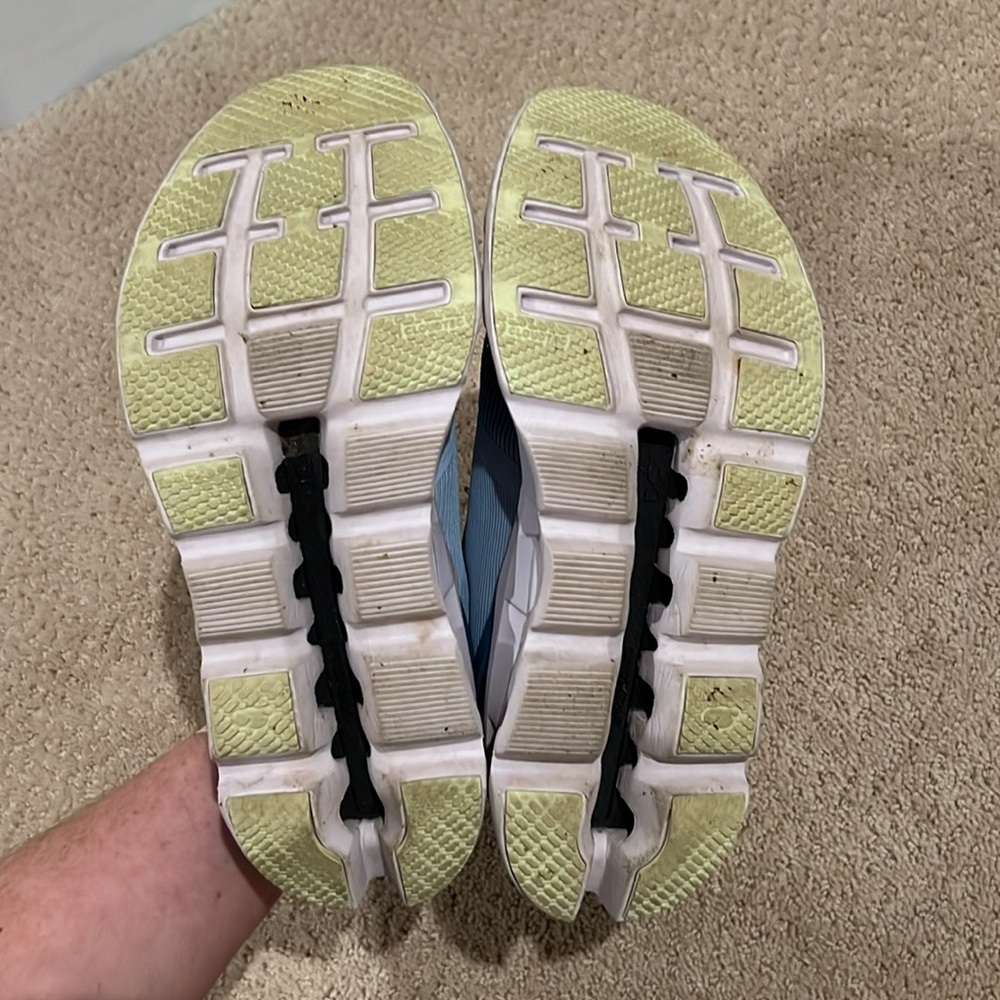 On Cloudstratus - Picture 3 of 4